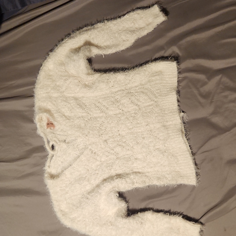 Willow and Root small white sweater